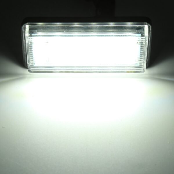 2 STKS DC12V/1.5 W/6000 K/100LM Auto LED Kentekenverlichting 18 LEDs SMD-3528 Lampen voor Lexus, For Lexus - Afbeelding 6