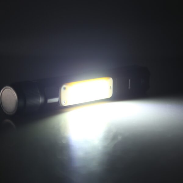 5W 90 graden vouwen Multifunctionele LED-zaklamp 5 modi, grootte: groot - Afbeelding 7