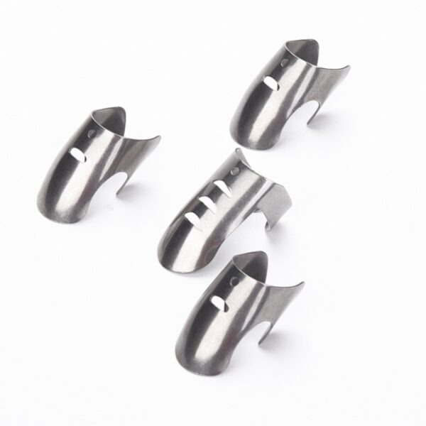 4 stks / set Verstelbare Rvs Vinger Hand Guard Vingerbeschermer Mes Slice Chop Veilig Koken Gereedschap - Afbeelding 2
