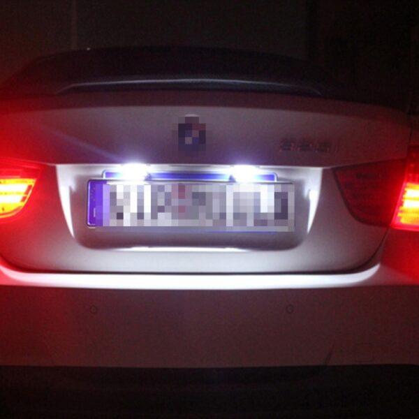 2 STKS Kentekenverlichting met 18 SMD-3528 Lampen voor BMW E53 (X5), 2 W 120LM, 6000 K, DC12V (Wit Licht) - Afbeelding 7